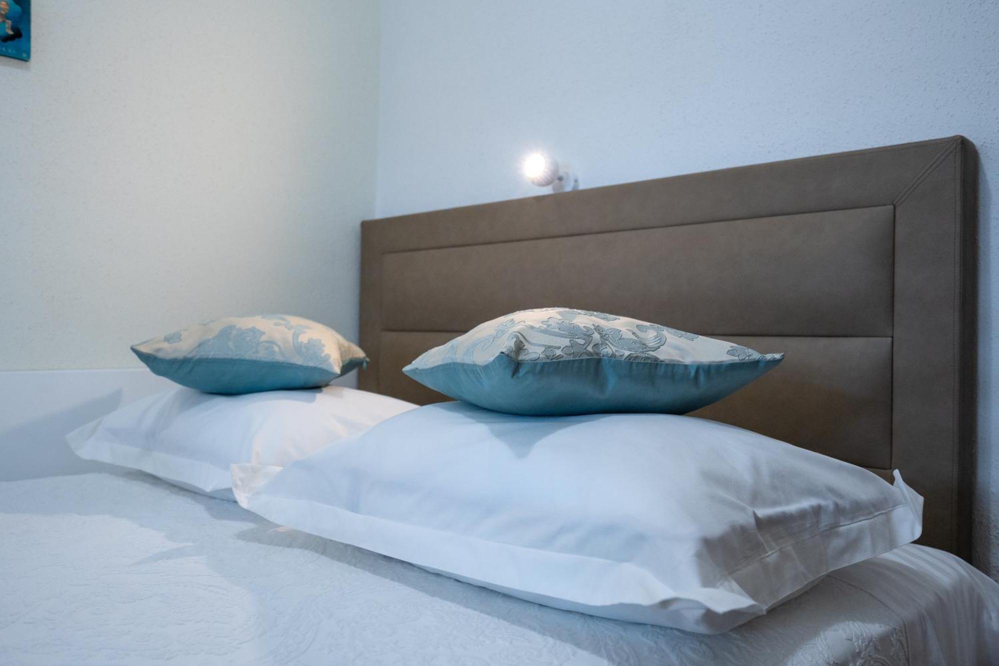 Adam Apartments Stobreč エクステリア 写真