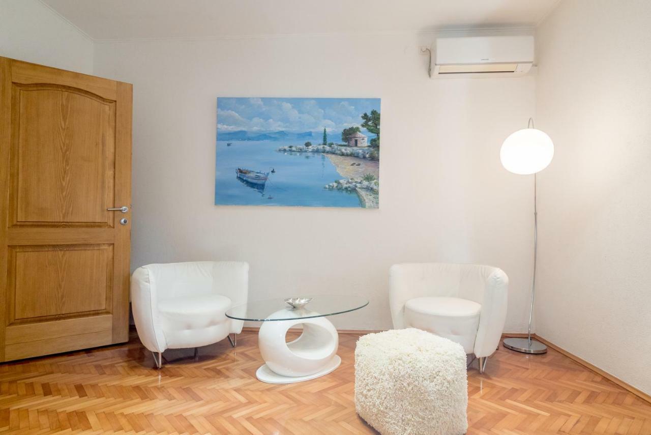 Adam Apartments Stobreč エクステリア 写真