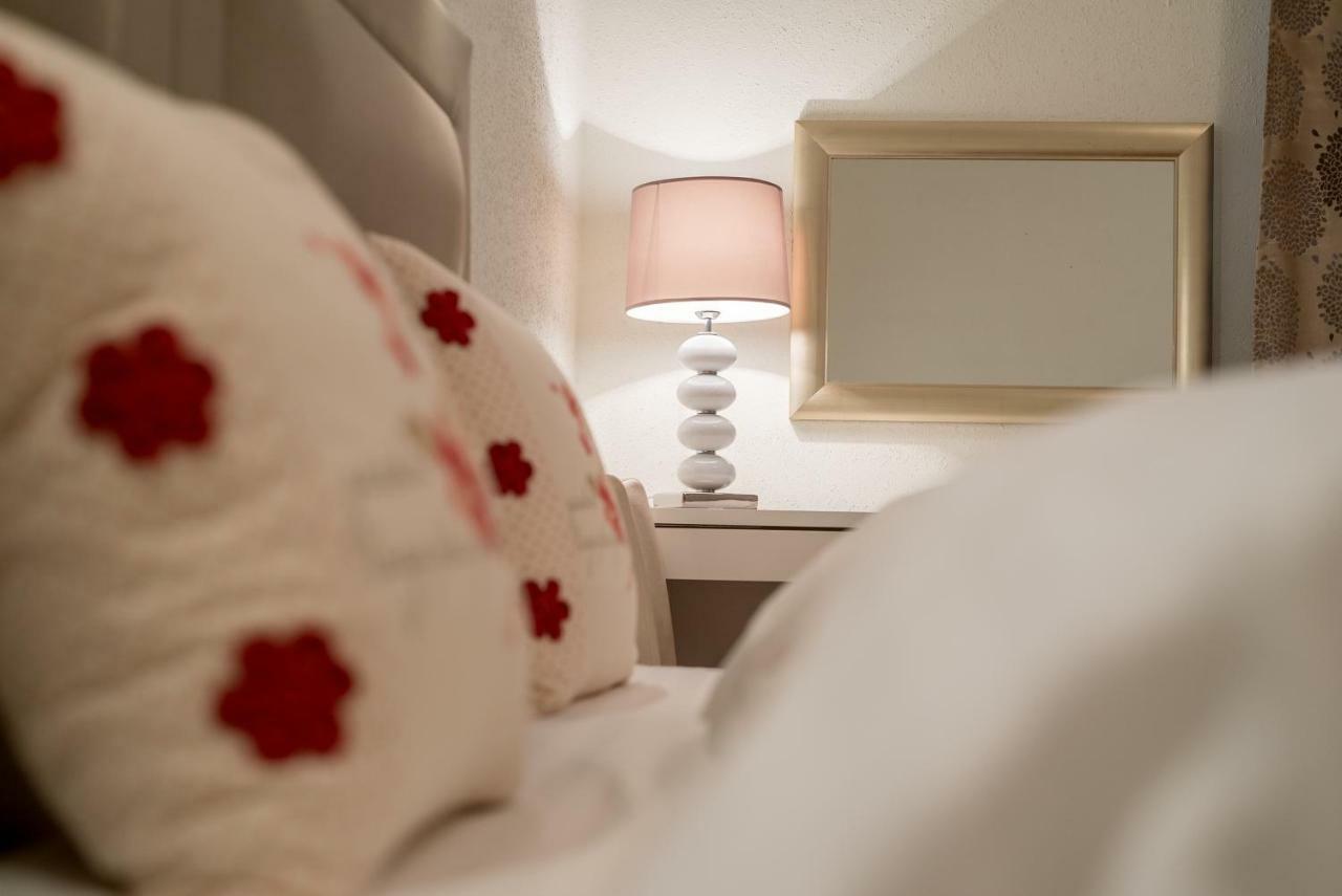 Adam Apartments Stobreč エクステリア 写真